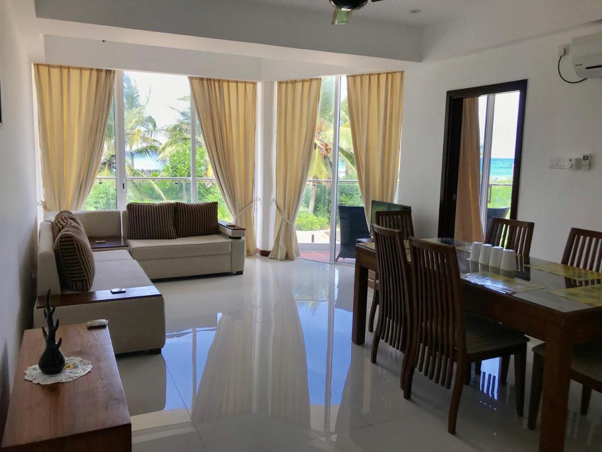 Nilaveli Ocean Condos Тринкомали Экстерьер фото